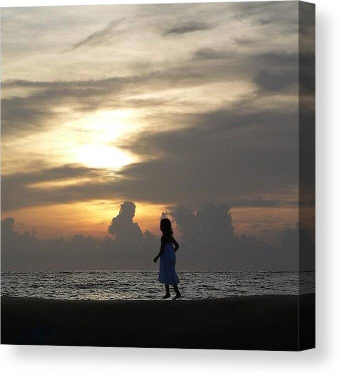  Canvas Print featuring the photograph Amazing Sunset Watched by Susan Denne