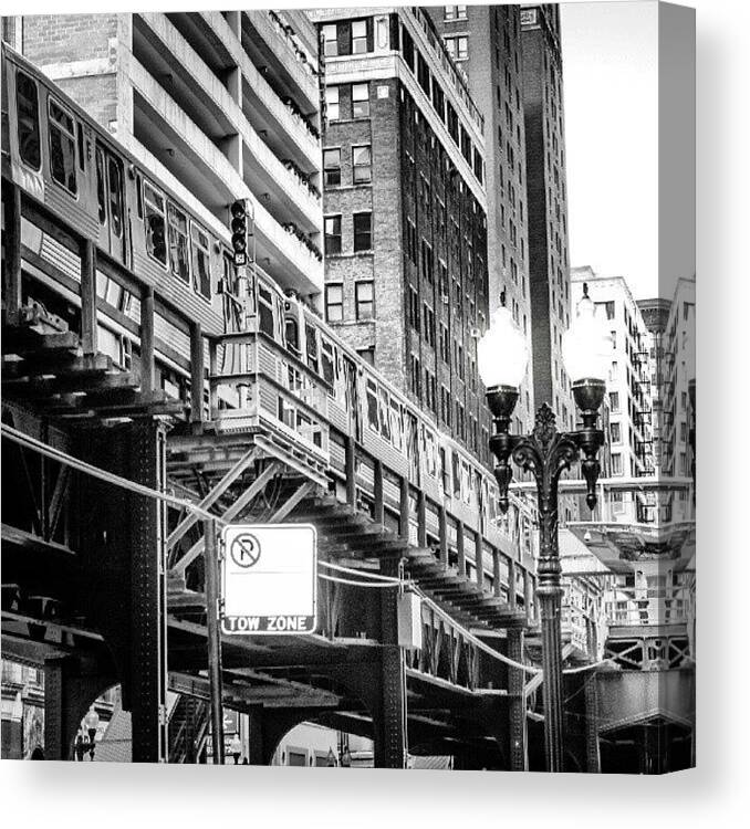 Chicago Canvas Print featuring the photograph Chicago Train by San Gill