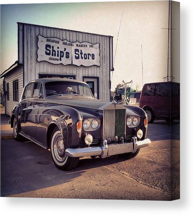 Rolls Royce Canvas Print featuring the photograph Classic Rolls Royce by David Bos