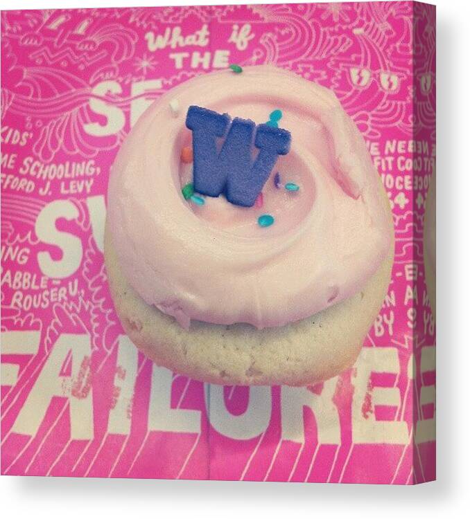 Cupcake Canvas Print featuring the photograph Cupcake by Janel Erikson