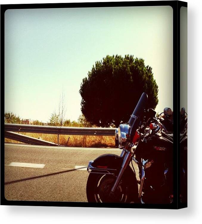 Ontheroad Canvas Print featuring the photograph Harley Davidson #ontheroad #verano by Geovanny Ardila