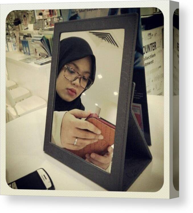  Canvas Print featuring the photograph Mirror Mirror On The Table...lol by Zain Zubir