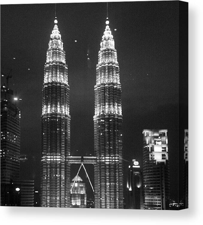 Petronastwintowers Canvas Print featuring the photograph Petronas Twin Towers by Hady H