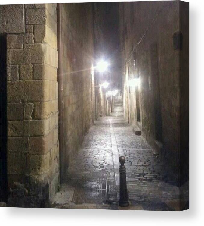 Street Canvas Print featuring the photograph Rinconcito Medieval by Aitor Maria