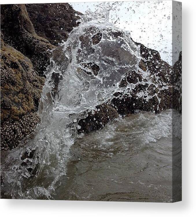 Tunnelbeach Canvas Print featuring the photograph Splish Splash #oceanside #oregon by Brandon Erickson