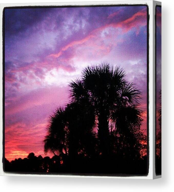  Canvas Print featuring the photograph Sunset Tonight by Dustin K Ryan