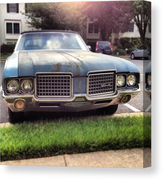 Cars Canvas Print featuring the photograph The Very #oldsmobile Is Still Rusting by Simon Prickett