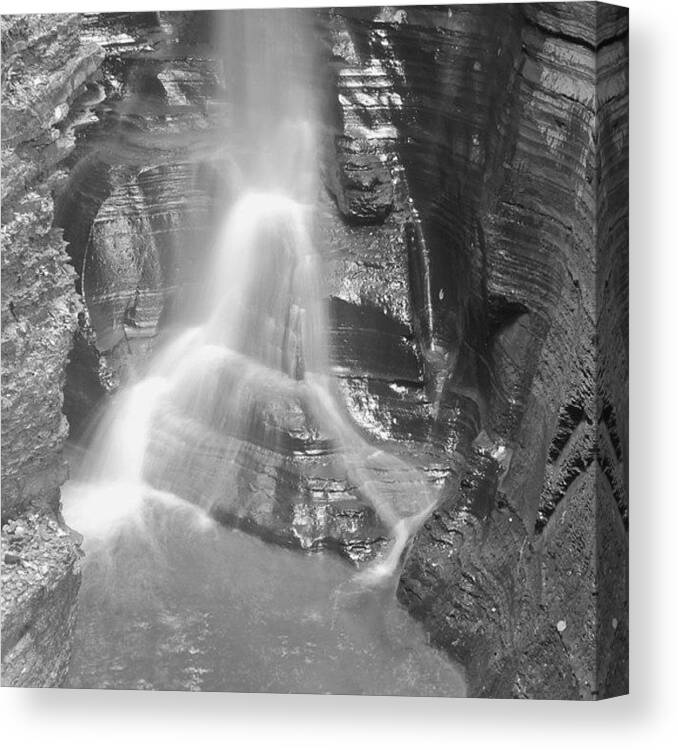 Black And White Canvas Print featuring the photograph Watkins Glen BW by Justin Connor
