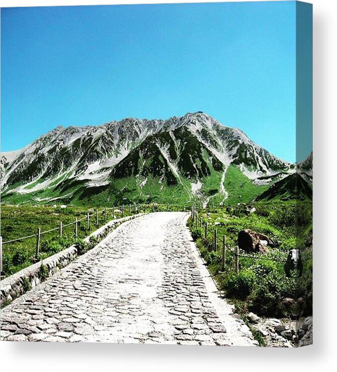 Beautiful Canvas Print featuring the photograph 立山 室堂

#love #instagood #tbt by MST Photography