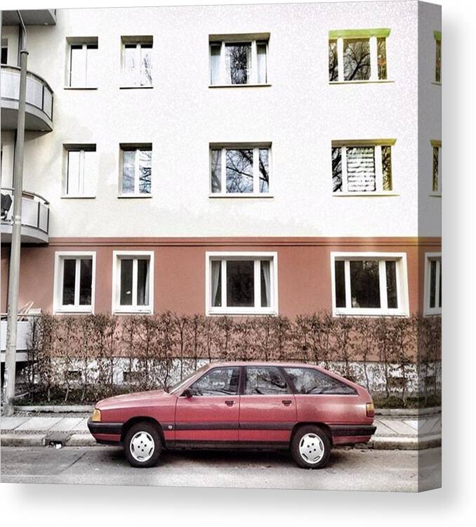 Vintage Canvas Print featuring the photograph Audi 100 Avant // Leipzig

#leipzig by Berlinspotting BrlnSpttng