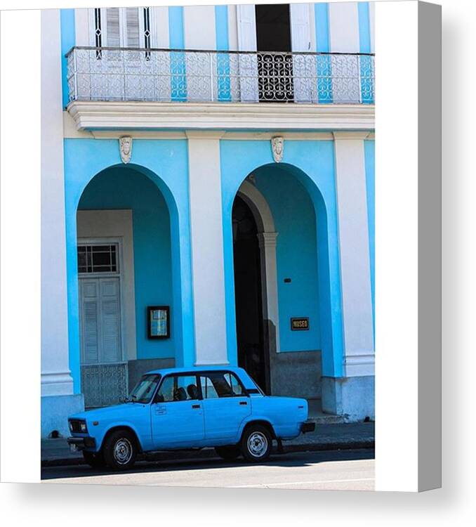 Streetphotography Canvas Print featuring the photograph Car And Building; Same Owner, No by Matteo Cancian