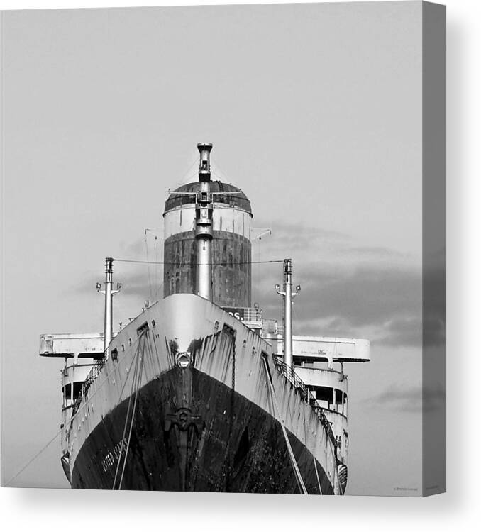Ssus Canvas Print featuring the photograph Ssus by Dark Whimsy