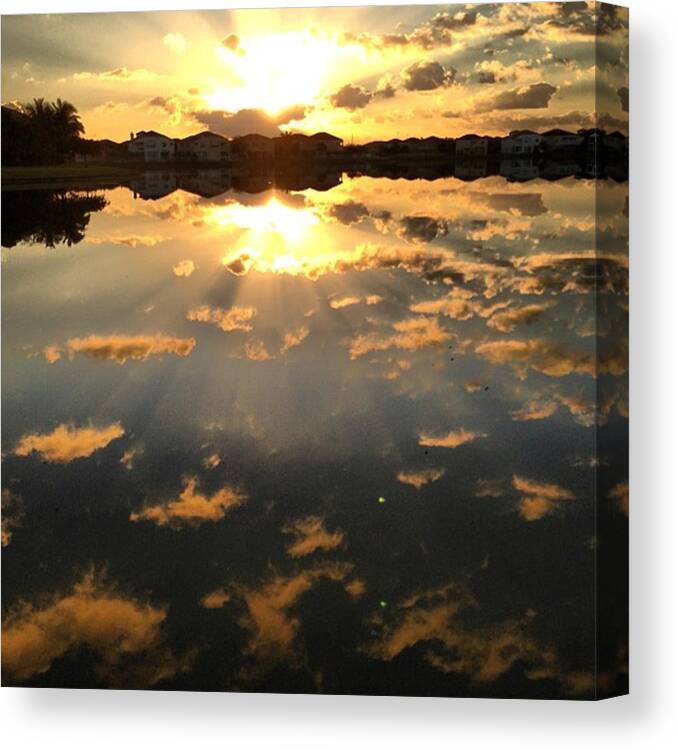  Canvas Print featuring the photograph Sunrise On My Backyard by Juan Silva