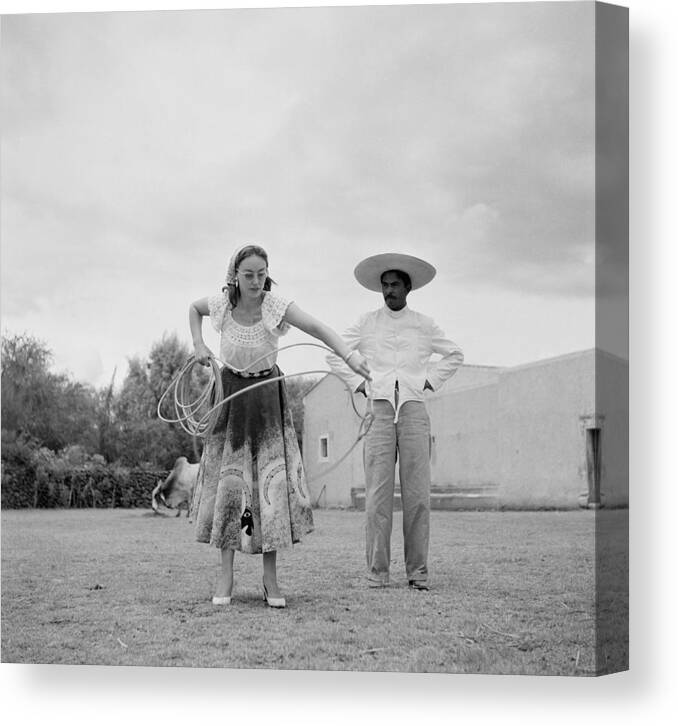 1950-1959 Canvas Print featuring the photograph Ranching In Michoacan, Mexico #6 by Michael Ochs Archives