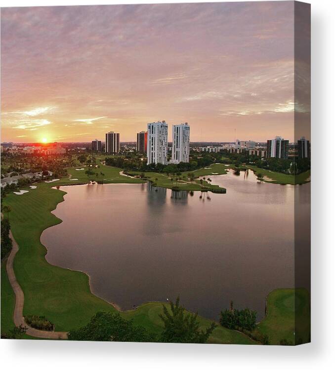 Scenics Canvas Print featuring the photograph Country Club At Sunset by Elido Turco Photographer