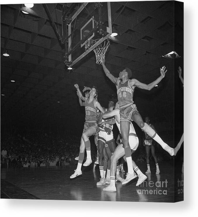 Gold: Connie Hawkins For The Dunk(s)