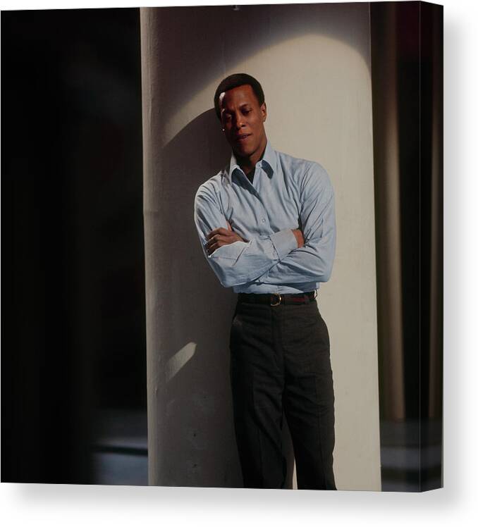 Singer Canvas Print featuring the photograph Leon Bibb Performs On Tv Show by David Redfern
