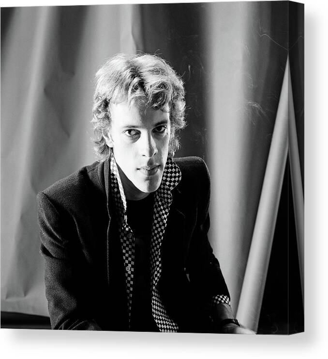 1980-1989 Canvas Print featuring the photograph Stewart Copeland by Fin Costello