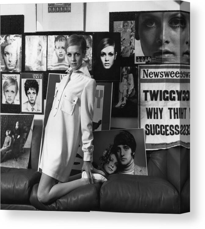 People Canvas Print featuring the photograph Twiggy by M. Mckeown