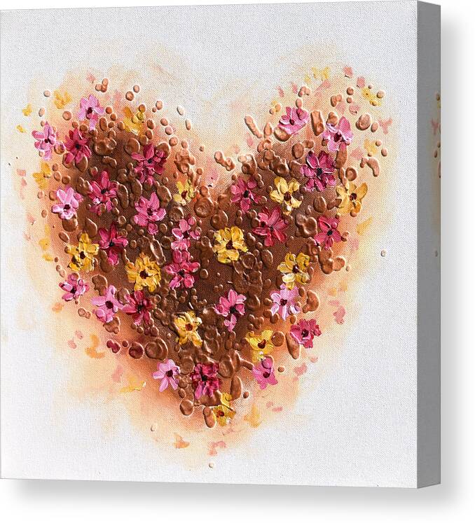 Heart Canvas Print featuring the painting A Daisy Heart by Amanda Dagg
