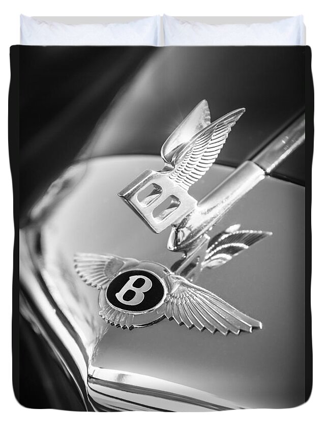 1961 Bentley S2 Continental flying Spur Hood Ornament Duvet Cover featuring the photograph 1961 Bentley S2 Continental Hood Ornament - Emblem by Jill Reger