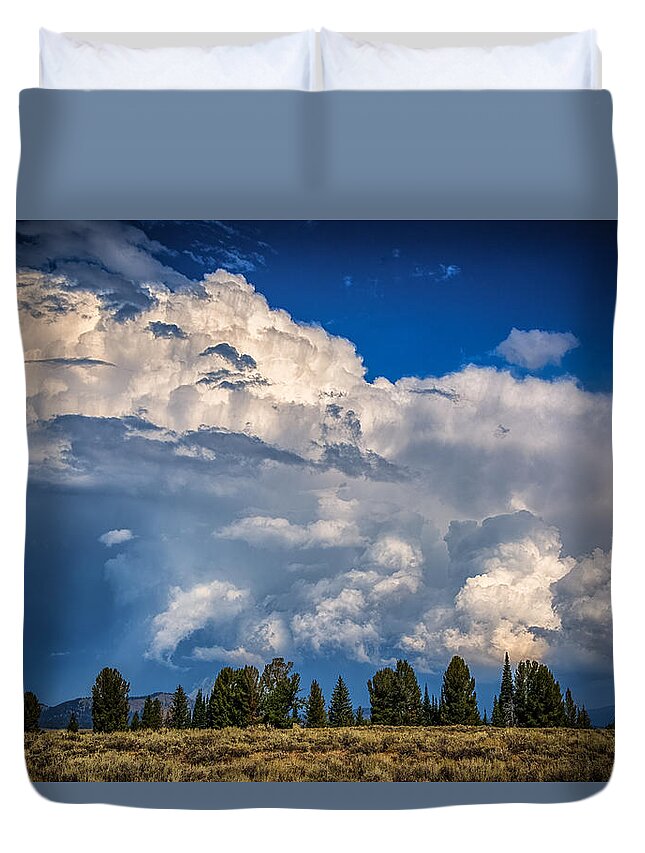 Clouds Duvet Cover featuring the photograph Billows And Waves #1 by Yeates Photography