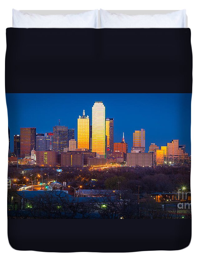 Dallas Duvet Cover featuring the photograph Dallas Skyline #1 by Inge Johnsson