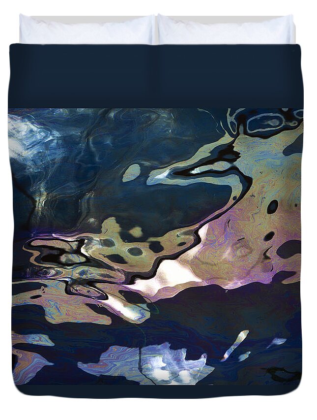 Feb0514 Duvet Cover featuring the photograph Diesel Oil Spill From Boats In Harbor #1 by Duncan Usher