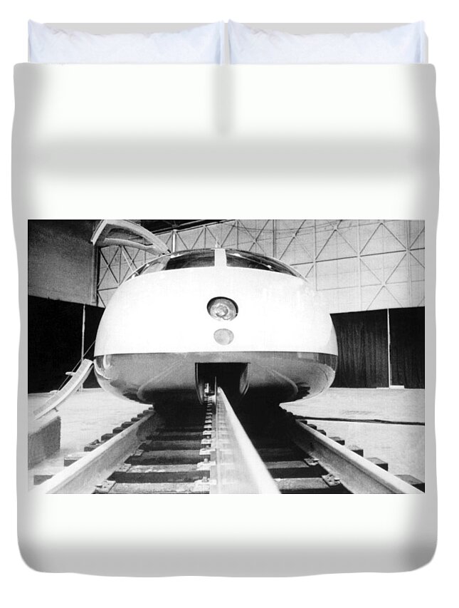 1960's Duvet Cover featuring the photograph Experimental High Speed Train #1 by Underwood Archives