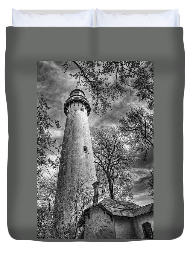 Lighthouse Duvet Cover featuring the photograph Grosse Point Lighthouse by Scott Norris