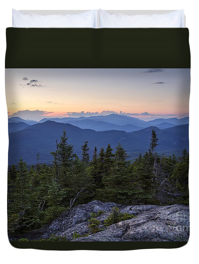 Middle Sister Trail Duvet Cover featuring the photograph Mount Chocorua Scenic Area - Albany New Hampshire USA #1 by Erin Paul Donovan