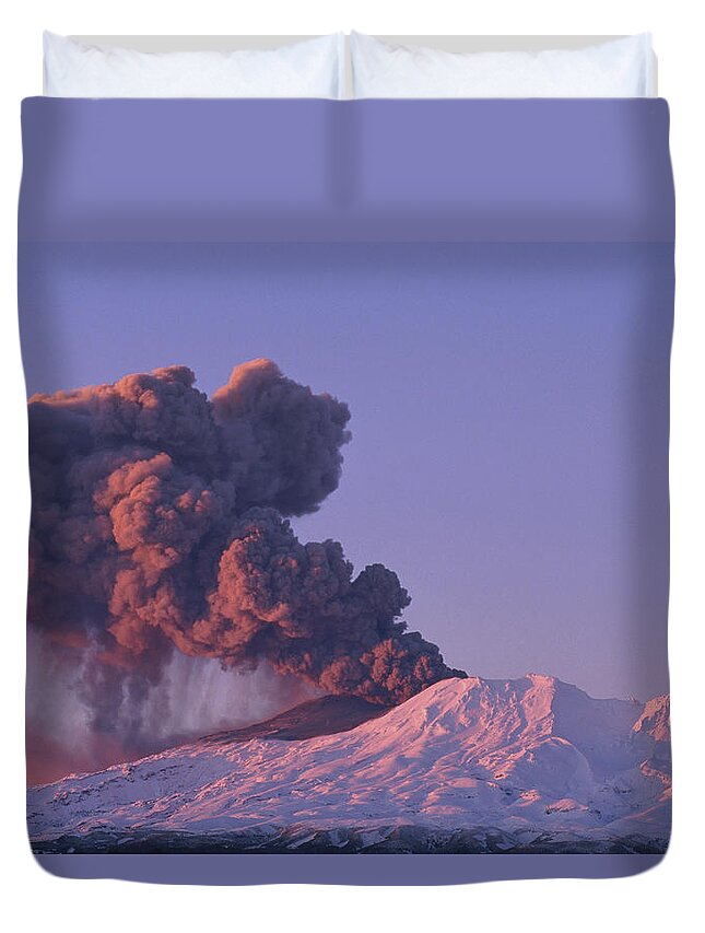 Feb0514 Duvet Cover featuring the photograph Mt Ruapehu 1996 Eruption New Zealand #1 by Tui De Roy
