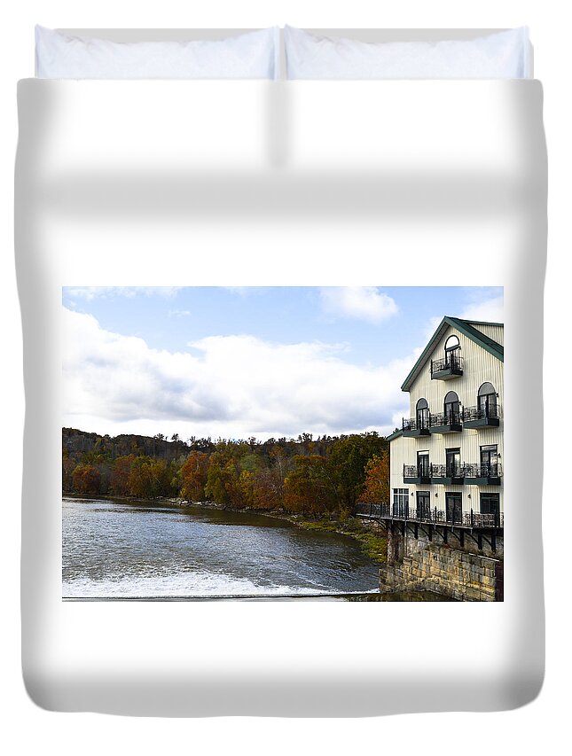 Stockport Duvet Cover featuring the photograph Stockport Mill Inn by Holden The Moment