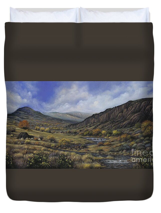 Southwest-landscape Duvet Cover featuring the painting Tres Piedras by Ricardo Chavez-Mendez