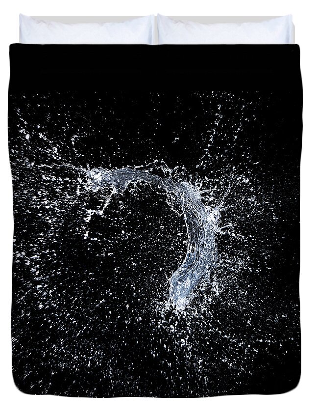 Spray Duvet Cover featuring the photograph Water Explosion #1 by Vasko