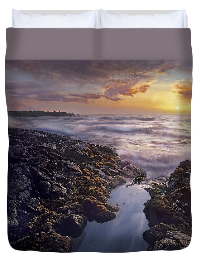 Feb0514 Duvet Cover featuring the photograph Wawaloli Beach Big Island Hawaii #1 by Tim Fitzharris