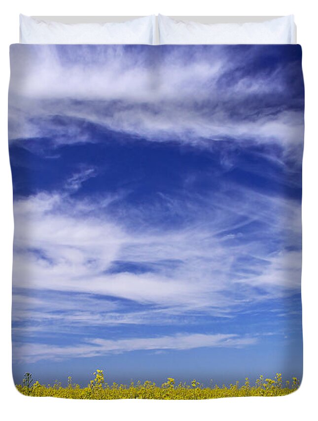 Landscape Duvet Cover featuring the photograph Where Land Meets Sky by Keith Armstrong