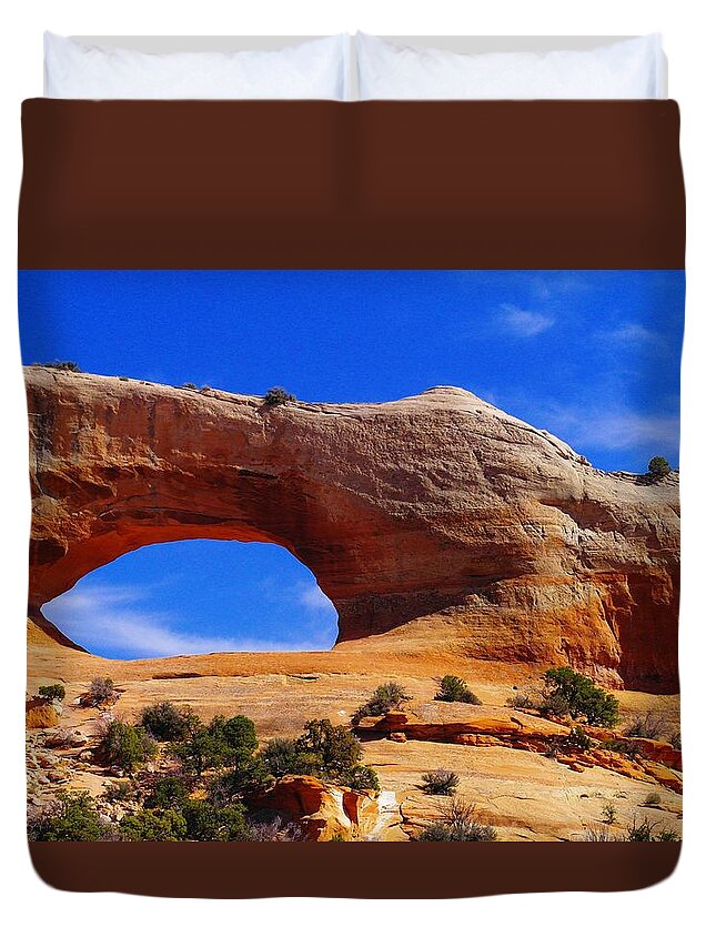 Arches Duvet Cover featuring the photograph Wilsons Arch #2 by Jeff Swan