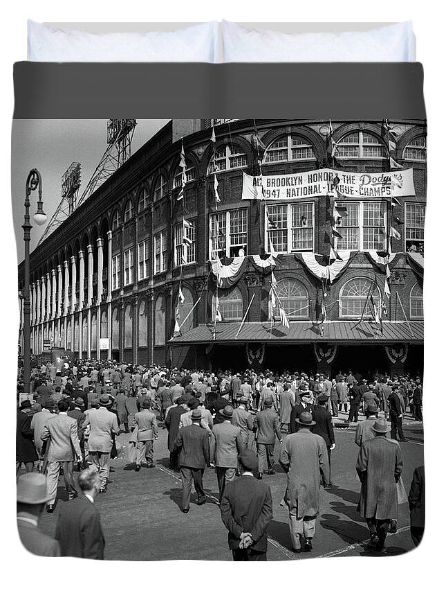 Photography Duvet Cover featuring the photograph 1940s October 1947 Dodger Baseball Fans by Vintage Images