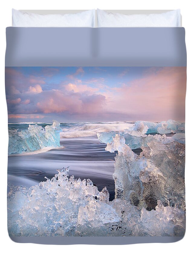 Scenics Duvet Cover featuring the photograph Iceland, Skaftafell, Jokulsarlon #2 by Travelpix Ltd