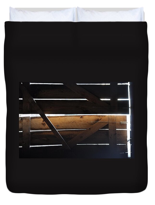 Brown Duvet Cover featuring the photograph Old Barn by Frank Madia
