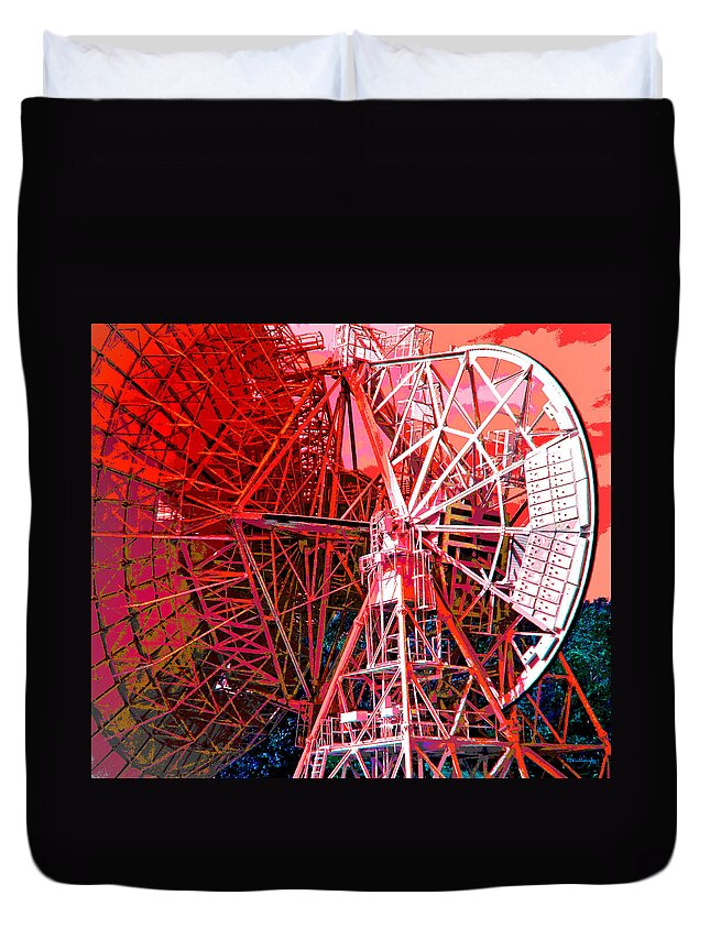 Duane Mccullough Duvet Cover featuring the photograph 26 East Antenna Abstract 2 by Duane McCullough