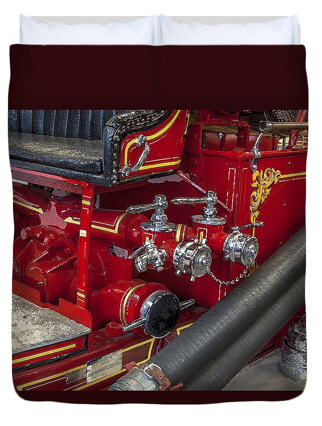 Fire Engine Duvet Cover featuring the photograph 1915 LaFrance Fire Engine #3 by Rich Franco