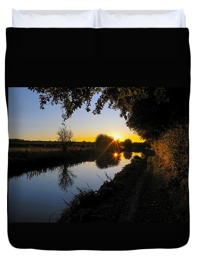 Berkshire Duvet Cover featuring the photograph Canal Sunset #3 by Mark Llewellyn