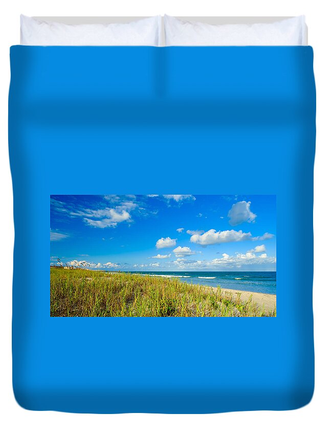 Cocoa Beach Duvet Cover featuring the photograph Cocoa Beach by Raul Rodriguez