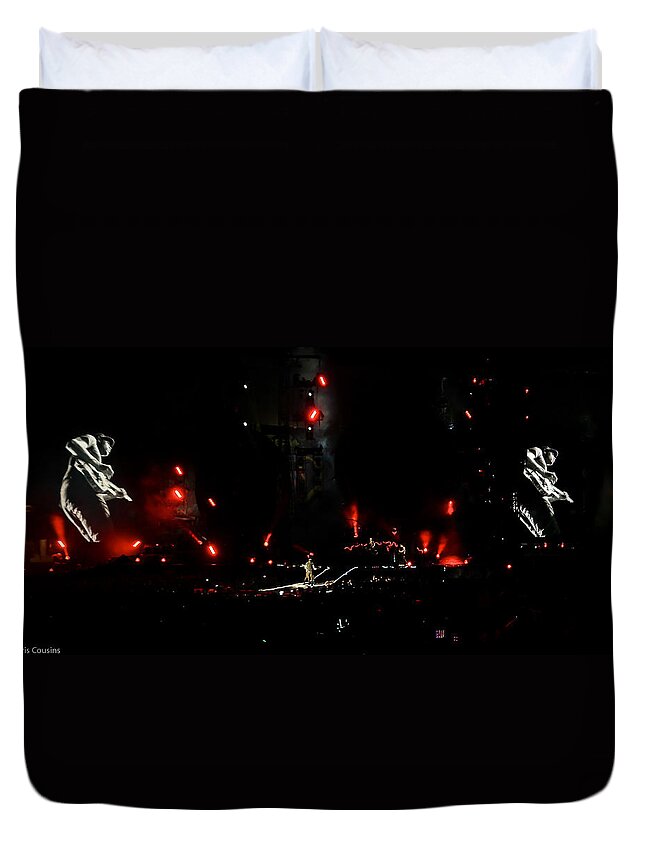 Coldplay Duvet Cover featuring the photograph Coldplay - Sydney 2012 #1 by Chris Cousins