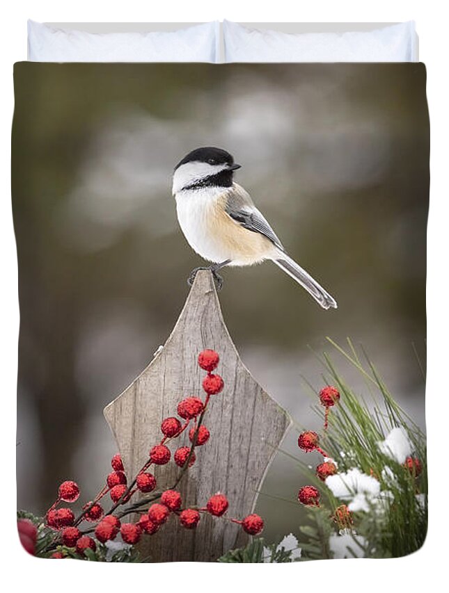 Adult Duvet Cover featuring the photograph Black-capped Chickadee #6 by Linda Arndt