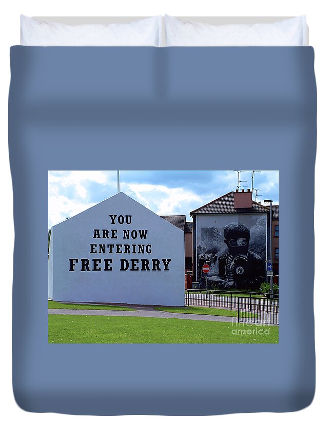 Free Derry Corner Duvet Cover featuring the photograph Free Derry Corner 3 by Nina Ficur Feenan