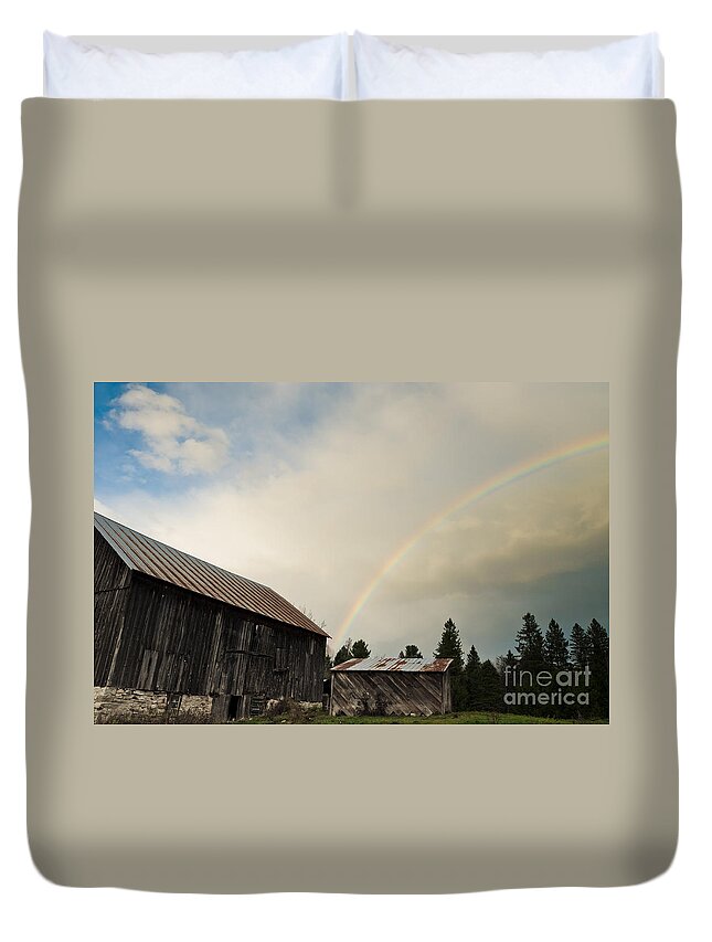 Rainbow Duvet Cover featuring the photograph A Barn O'Gold by Cheryl Baxter