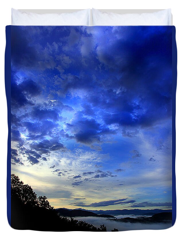 Smoky Mountains Duvet Cover featuring the photograph A Smoky Mountain Dawn by Michael Eingle